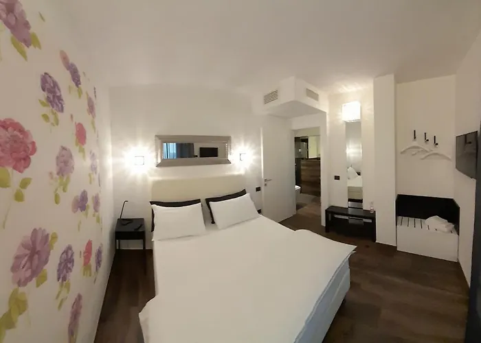 Ca Bianca * Montiano (Emilia-Romagna)